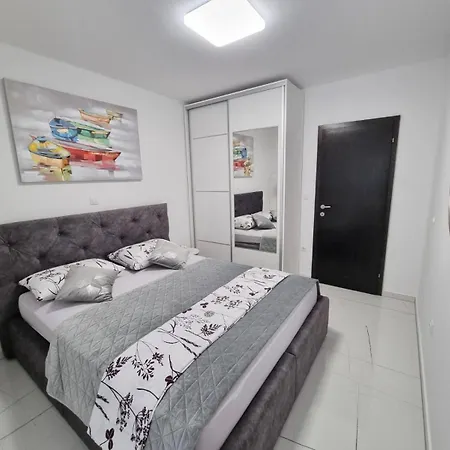 Apartment Luxury Antonija-old Town *