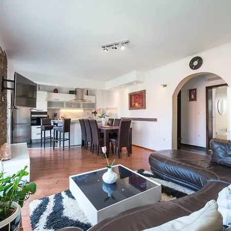 Luxury Antonija-old Town *