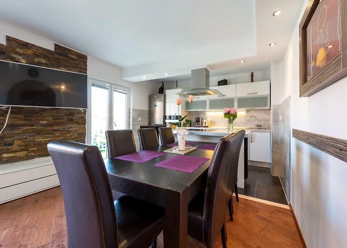 Luxury Antonija-old Town Apartment